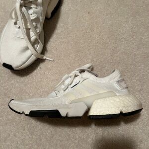 ADIDAS pod white tennis shoes